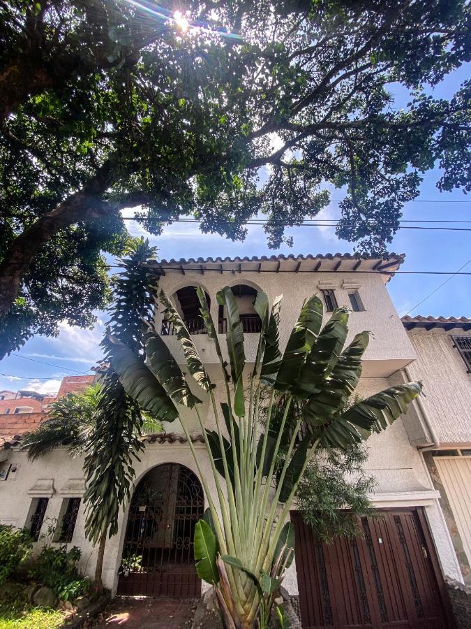 Oasis En El Corazon De Medellin, Laureles Apartment Екстериор снимка